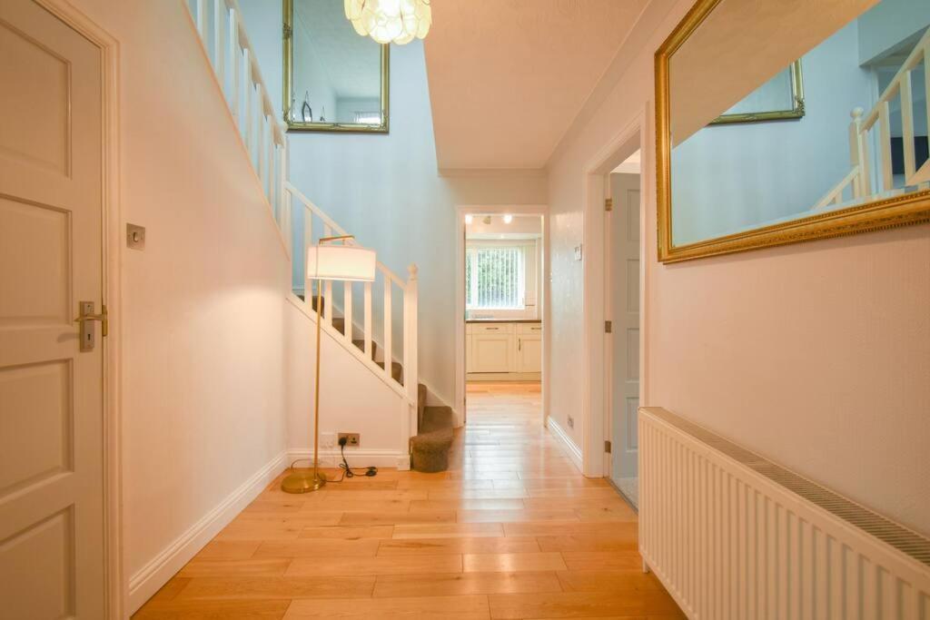 Luxurious & Tranquil Riverside Getaway Great Harwood Екстериор снимка