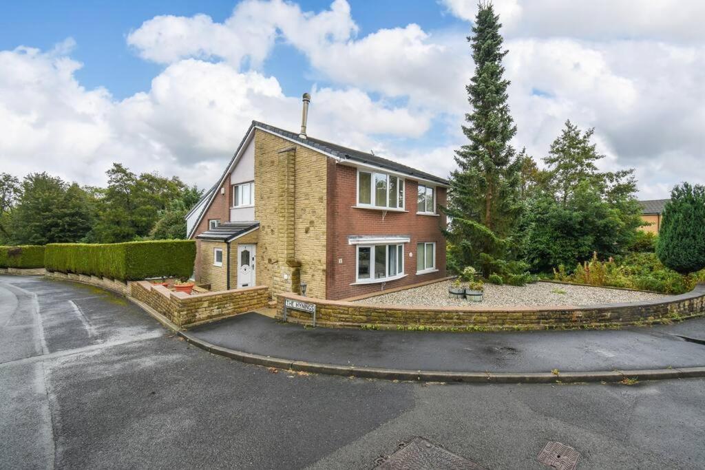 Luxurious & Tranquil Riverside Getaway Great Harwood Екстериор снимка