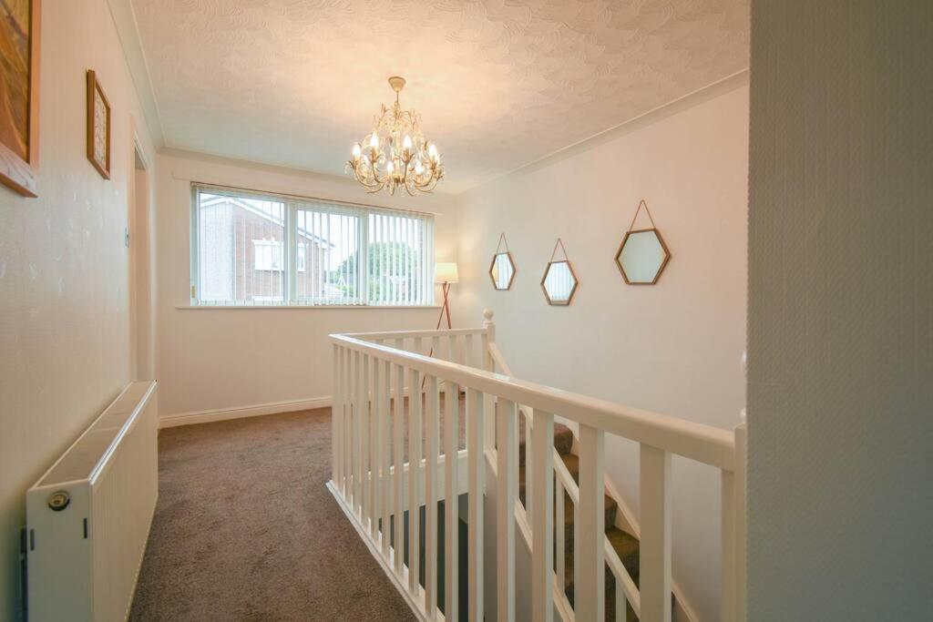 Luxurious & Tranquil Riverside Getaway Great Harwood Екстериор снимка